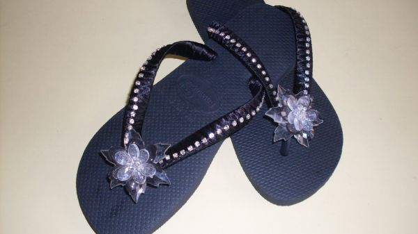 Sandalias bordadas cod. 003